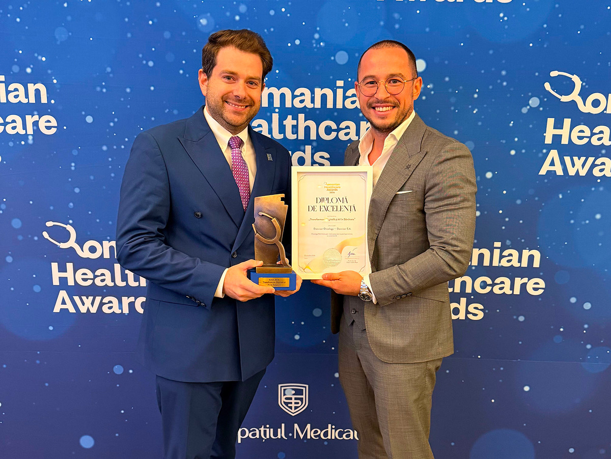 Docviser receiving the Digital Transformation & AI in Healthcare award at the Romanian Healthcare Awards 2026